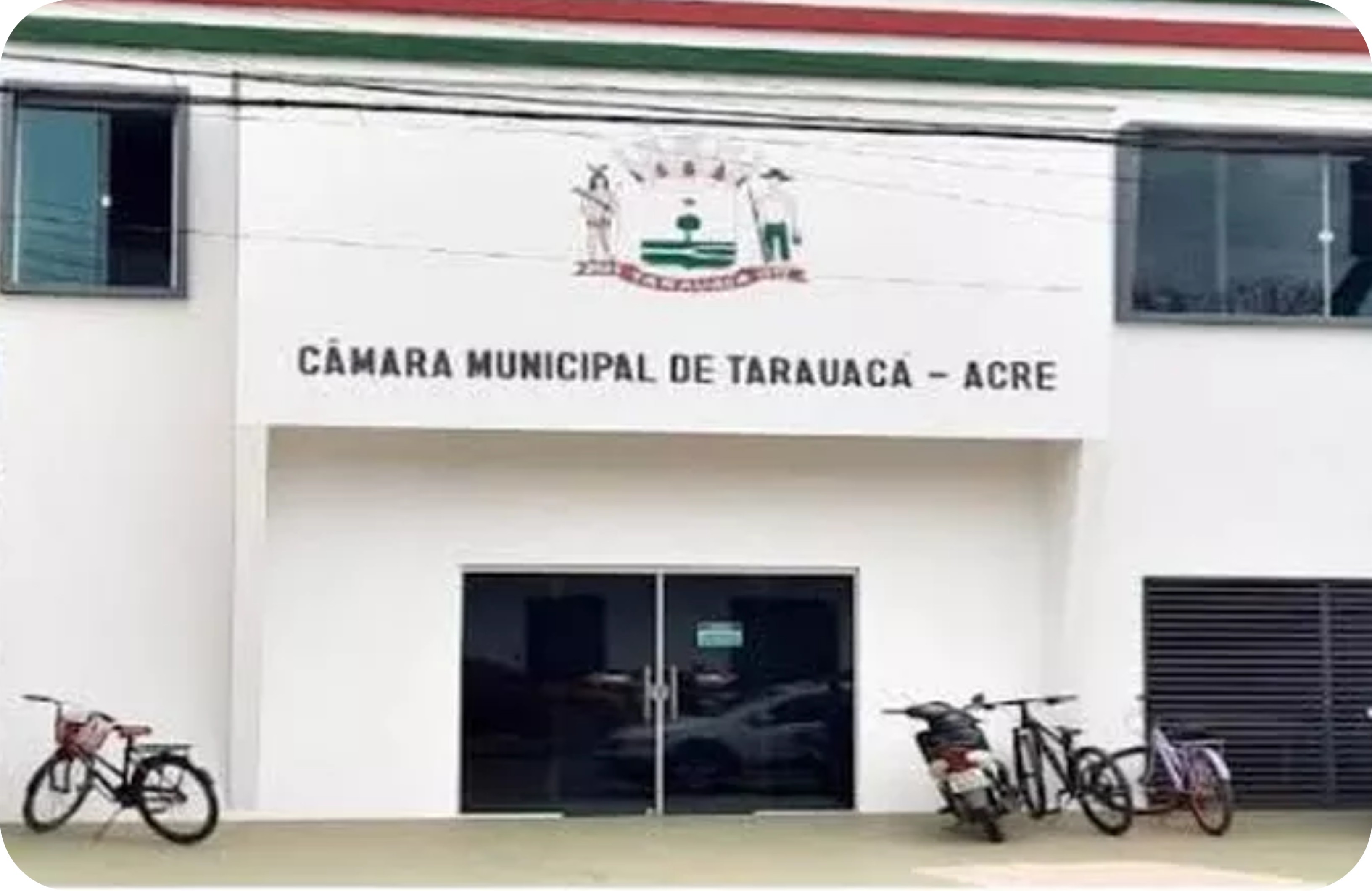 Vereadores de cidade do AC terão auxílio-alimentação de R$ 2,5 mil; aumento foi de R$ 1 mil