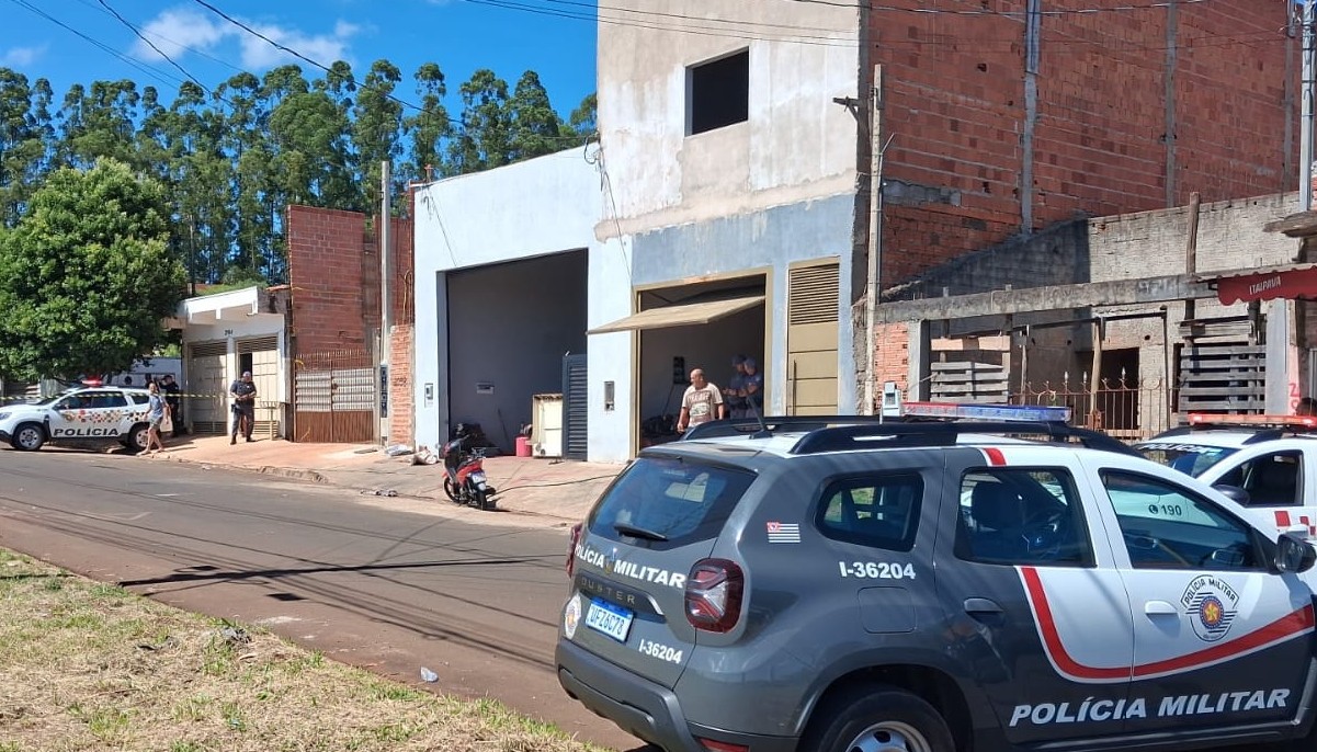 Comerciante é baleado e fica em estado grave no interior de SP