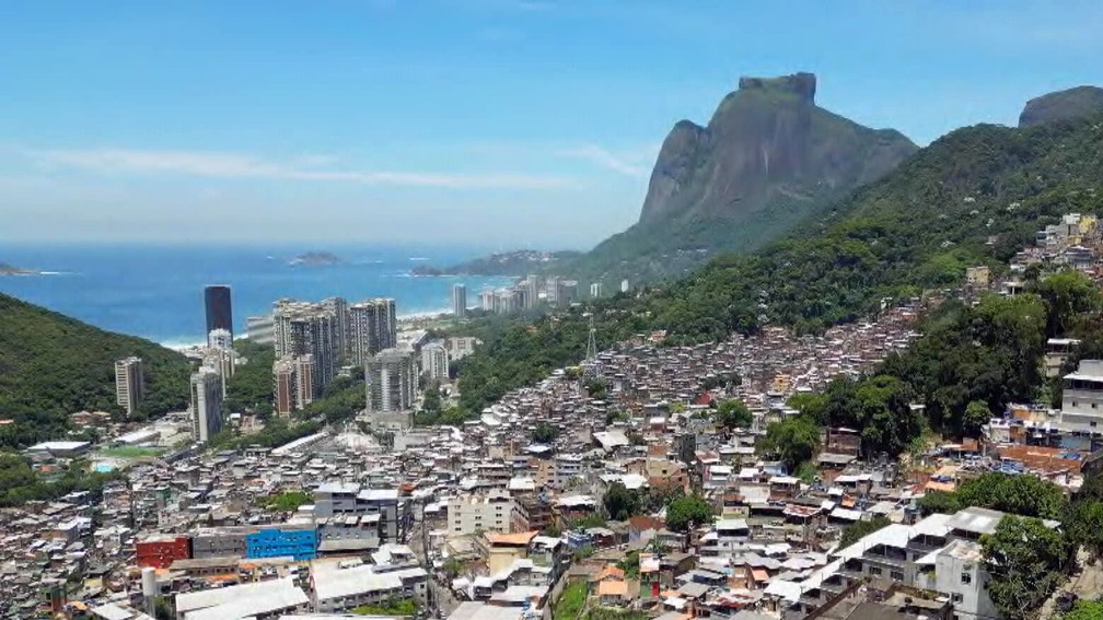 Vista da Rocinha no mototour pela comunidade — Foto: Reprodução/TV Globo
