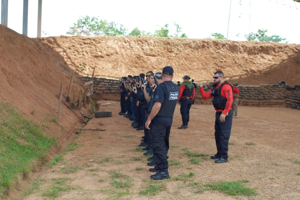 Policiais penais do Acre durante instrução — Foto: Asscom/Iapen-AC