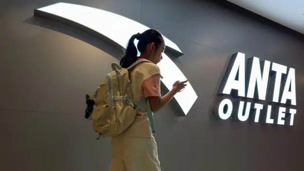 A Anta pretende conquistar o mercado internacional e competir com a Nike e a Adidas. — Foto: Getty Images via BBC
