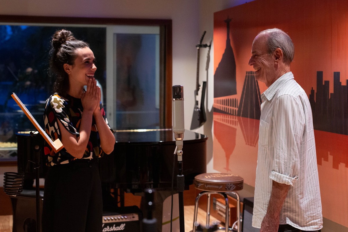 Ney Matogrosso ilumina 'Sete luas', música do segundo disco da cantora