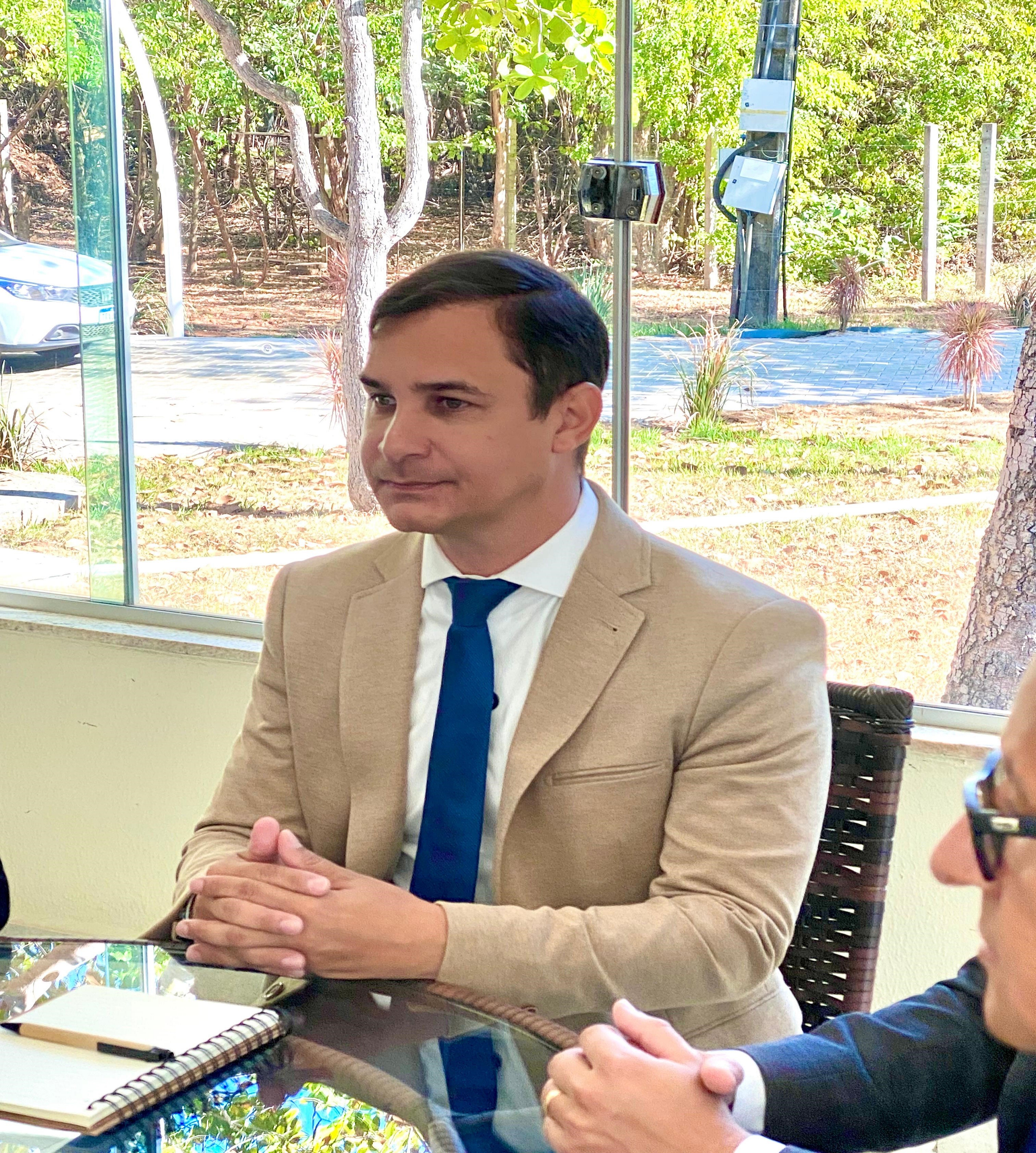Prefeito em exercício faz mudanças no primeiro escalão de Palmas após prisão de Eduardo Siqueira
