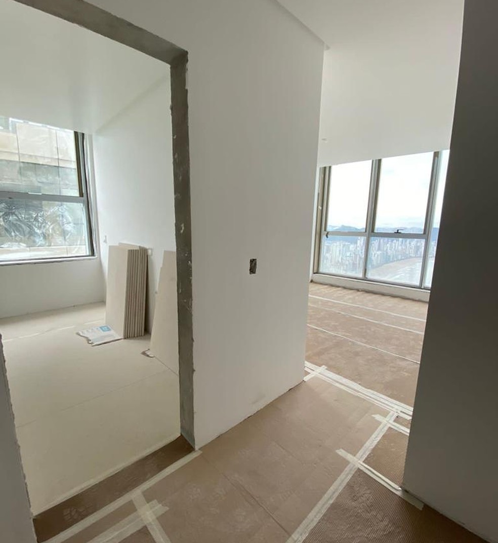 Obra em cobertura de Neymar em Balneário Camboriú — Foto: Pasqualotto & GT/Divulgação