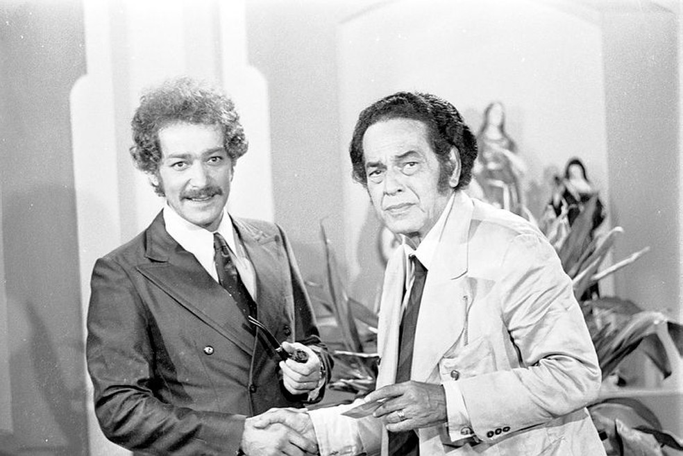 Gracindo Jr. e o pai, o tamb�m ator Paulo Gracindo, durante a novela 'O Bem Amado' � Foto: TV Globo/ Cedoc