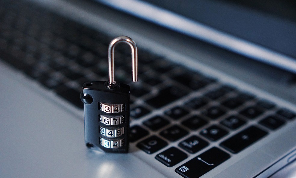 Hacker invade canal Loop Infinito no  para promover criptomoedas –  Tecnoblog