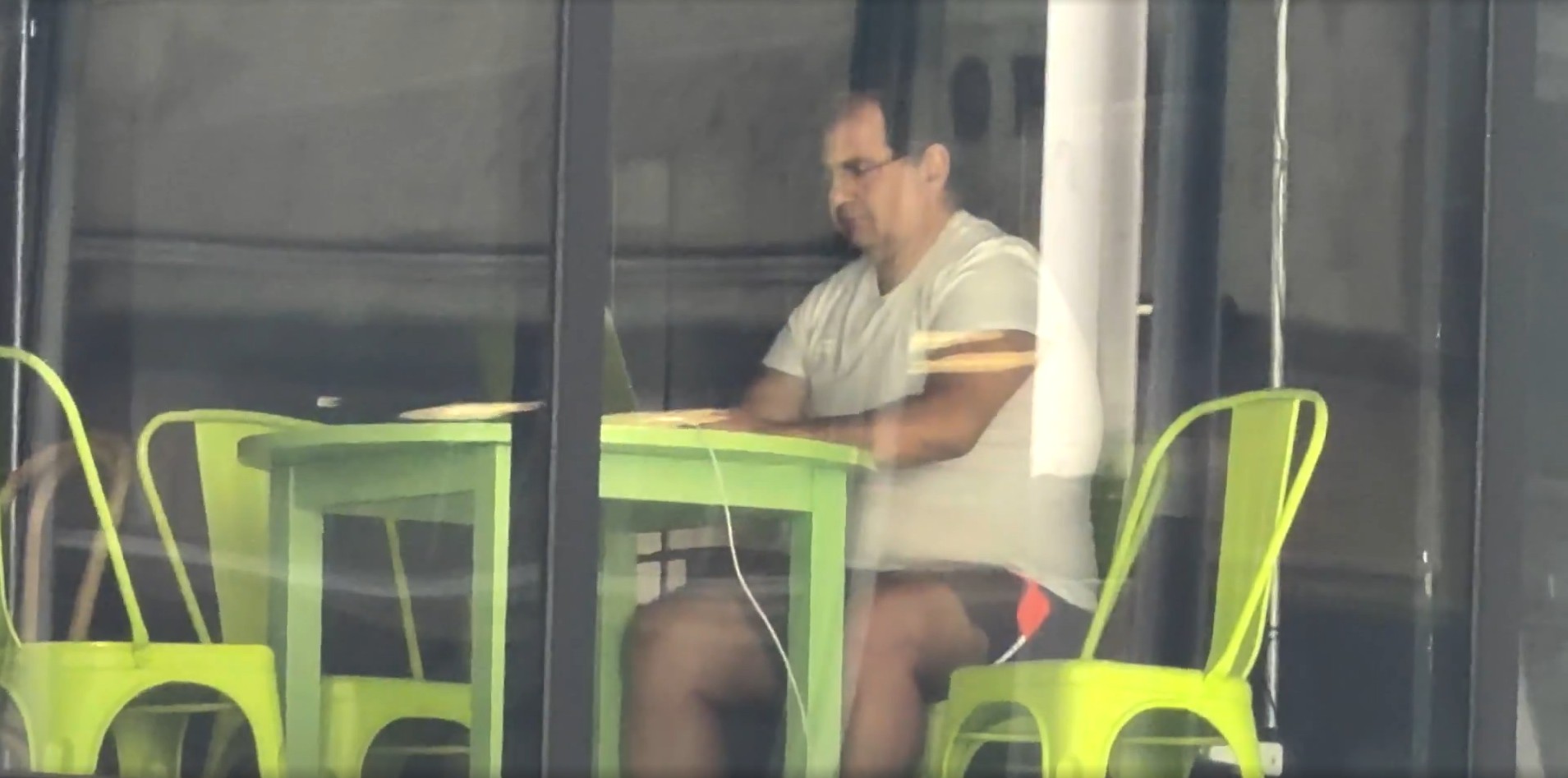 Fantástico encontra na Argentina dono de programa de TV suspeito de receptar e vender joias roubadas