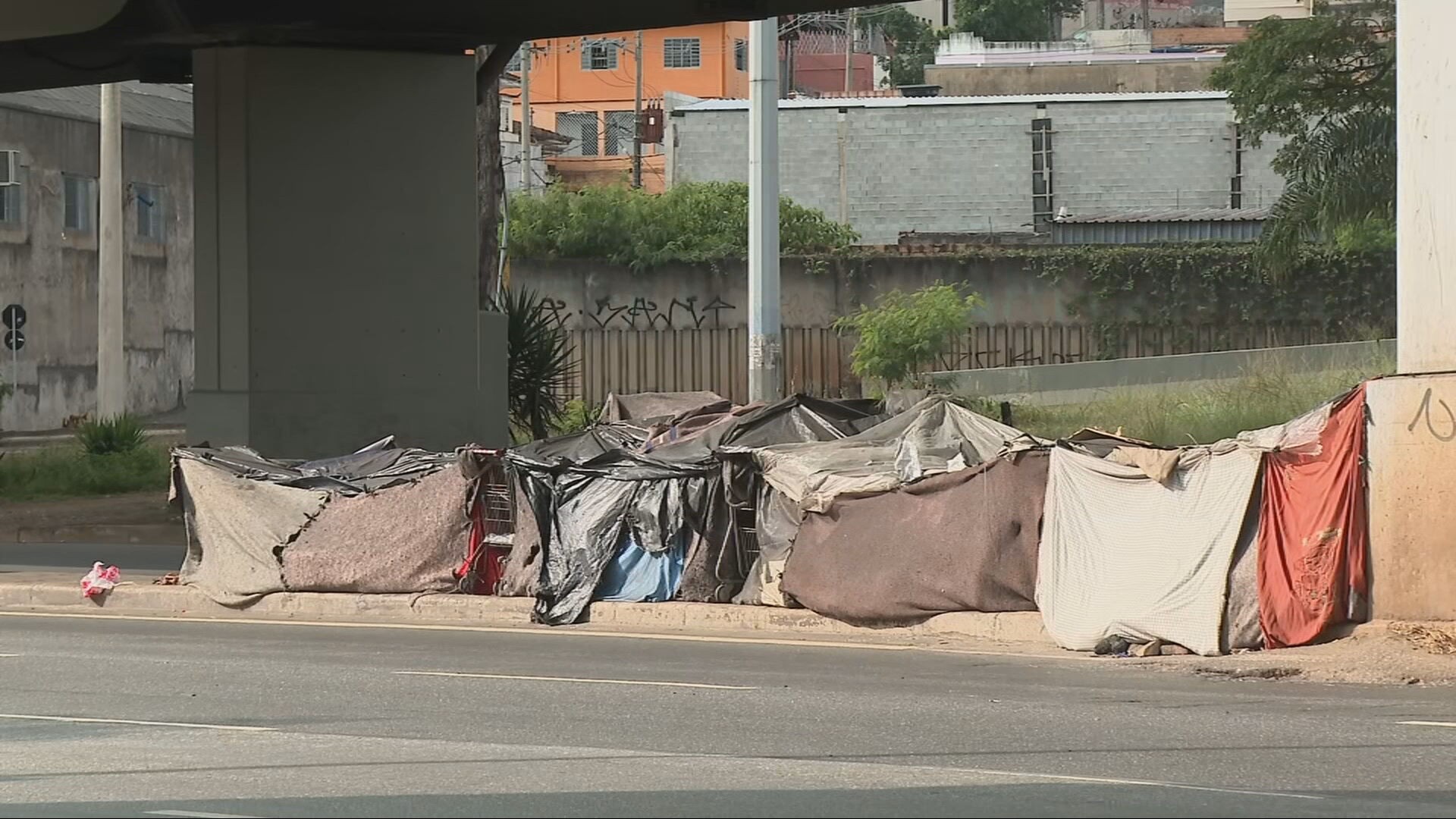 População em situação de rua cresce em BH e chega a 16,1 mil pessoas, mostra estudo da UFMG
