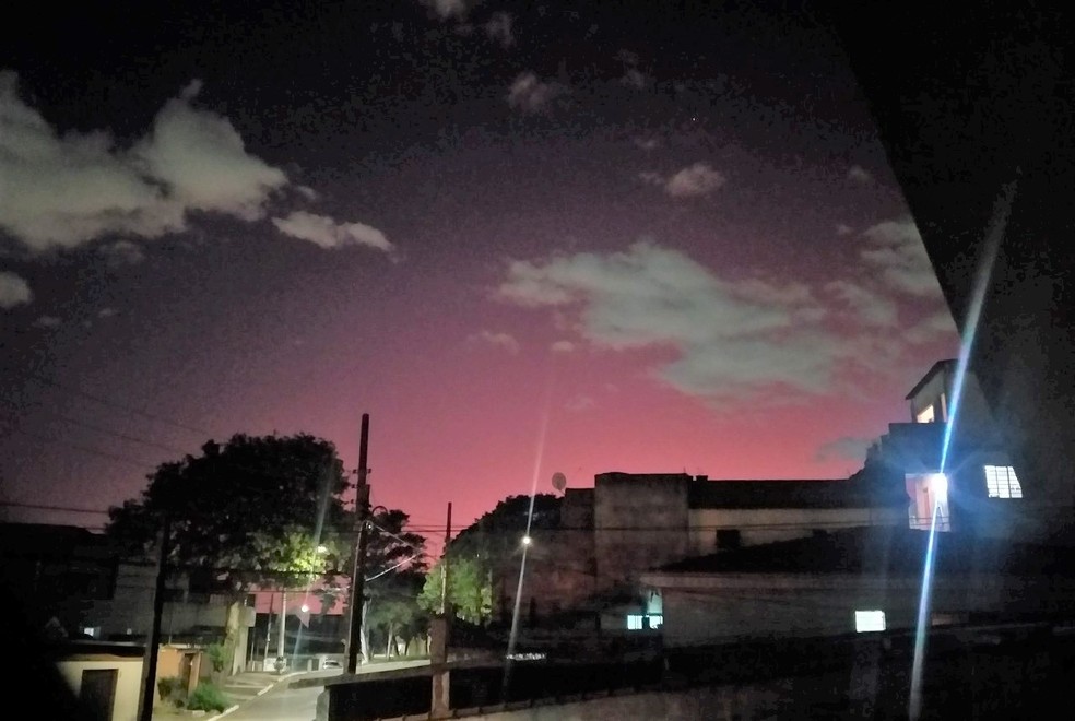 Fenômeno no céu de Belford Roxo encanta moradores: 'fiquei fascinado';  entenda - Rio - Extra Online