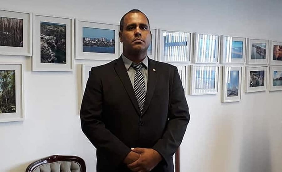 Jaelson dos Santos Silva também tem condenação por importunação sexual contra uma adolescente em Assis Brasil — Foto: Reprodução