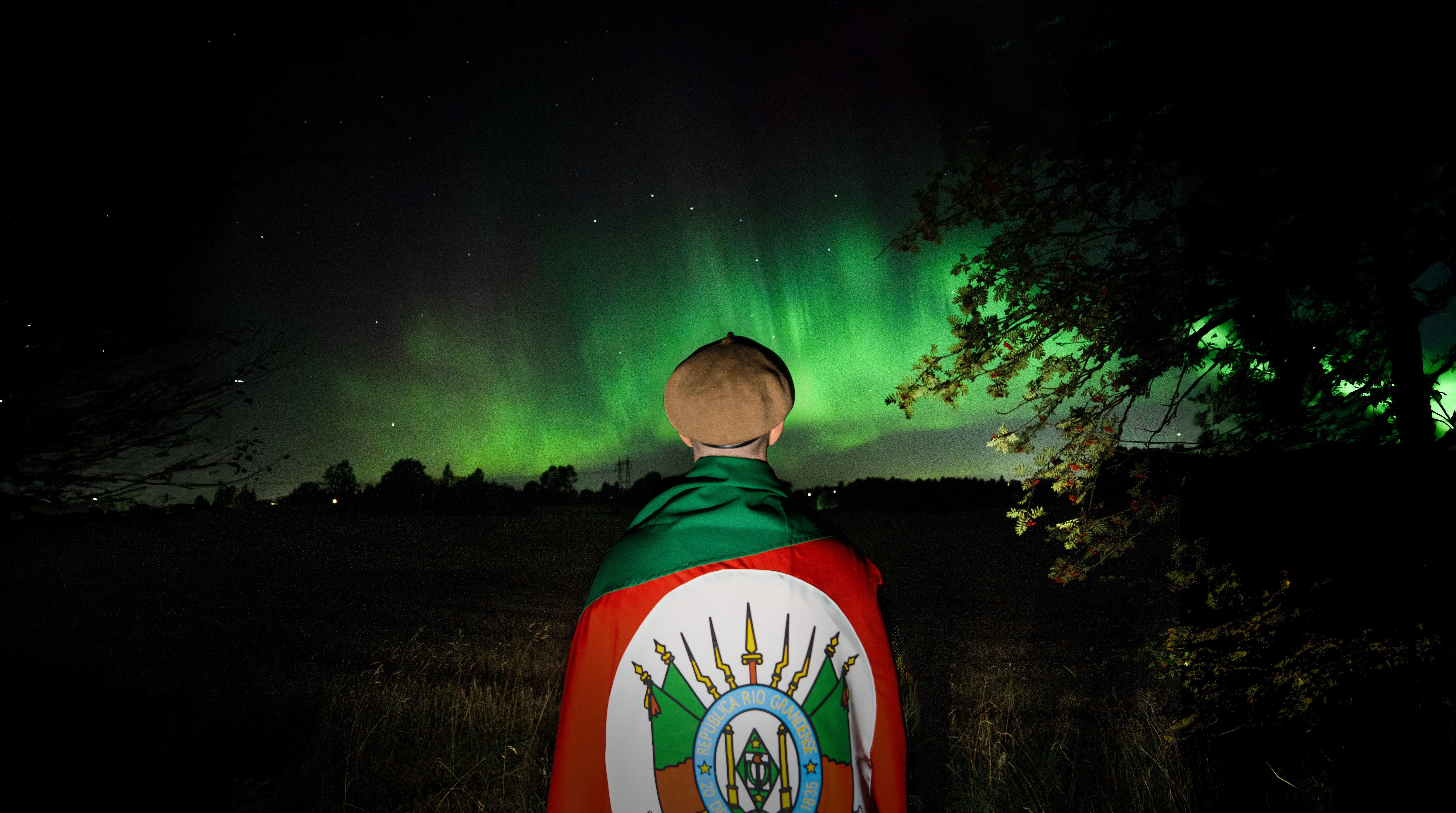 Comunidade gaúcha na Noruega se prepara para assistir ao jogo do Brasil em 'território inimigo'
