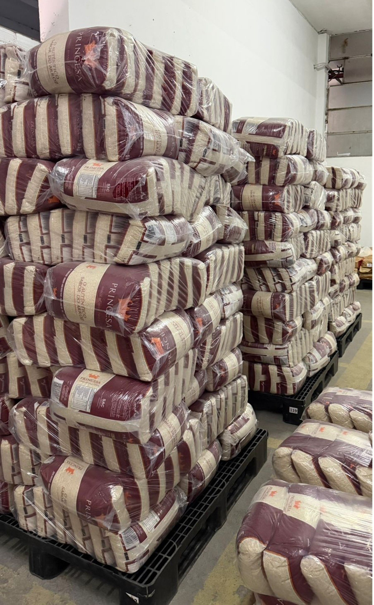 Vereador denuncia suspeita de  superfaturamento na compra de merenda escolar em Petrópolis