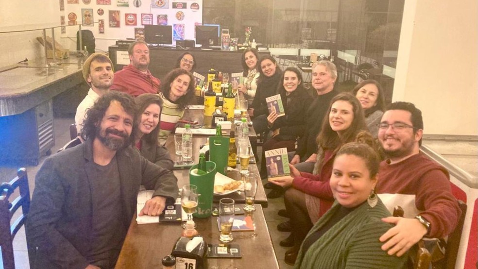 'Cevadas Literárias': Clube do Livro faz encontros há 8 anos em bares de Bauru (SP) — Foto: Instagram/reprodução