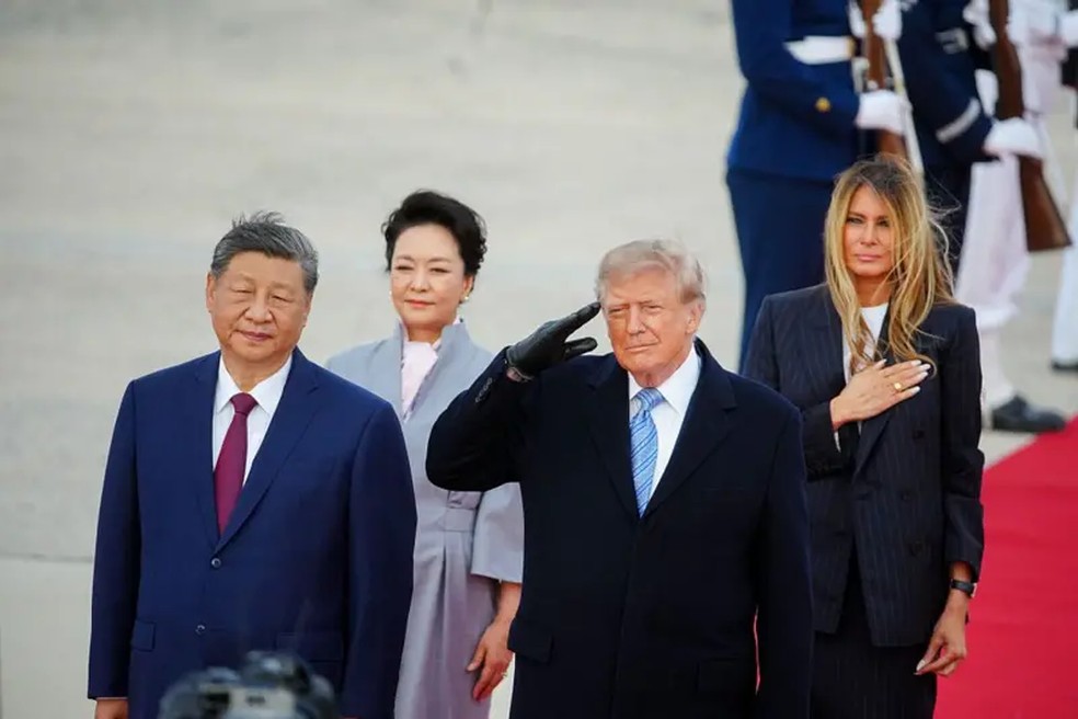 Xi Jinping e Donald Trump se reuniram nos Estados Unidos no final de setembro — Foto: Bloomberg via Getty Images (BBC)