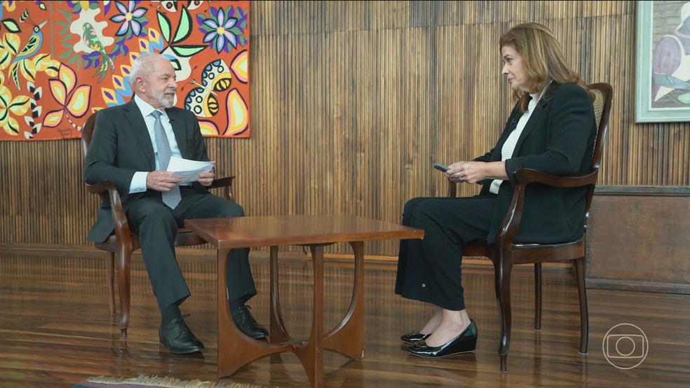 Lula diz que Brasil quer negociar, cobra respeito às leis brasileiras e nega que críticas aos EUA tenham motivado tarifas de Trump — Foto: Jornal Nacional/ Reprodução