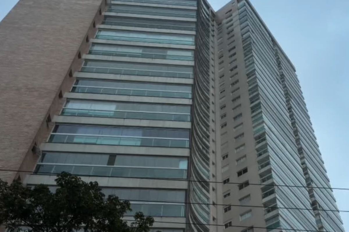 Operação da PF prende contador de facção criminosa, além de joias, dinheiro e veículos no litoral de SP