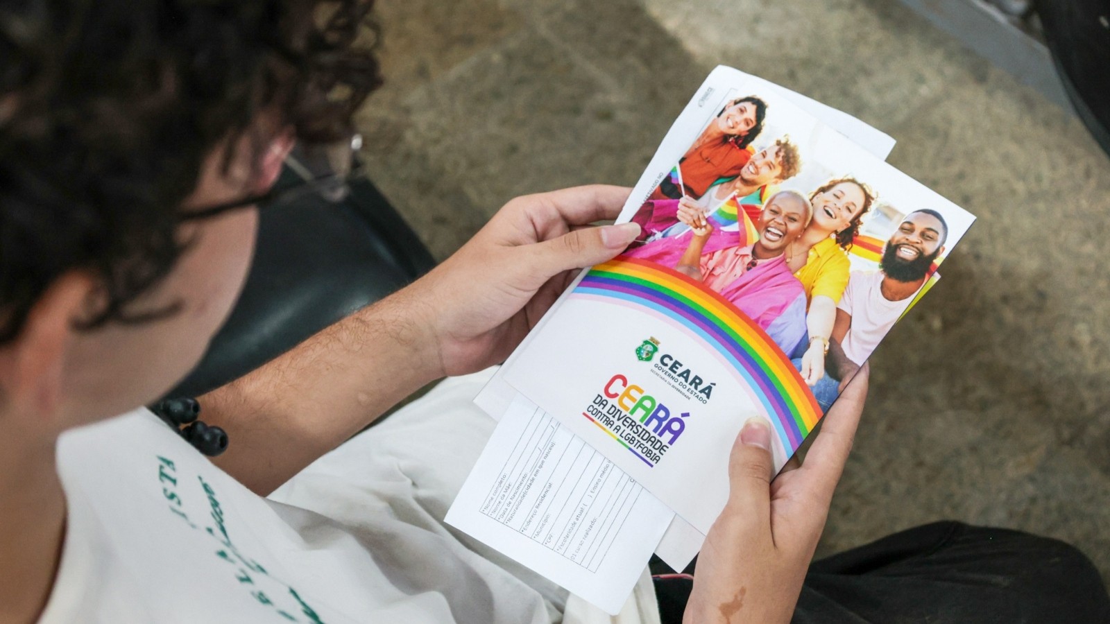 Feira oferta mais de 300 vagas de emprego para comunidade LGBTI+ em Fortaleza