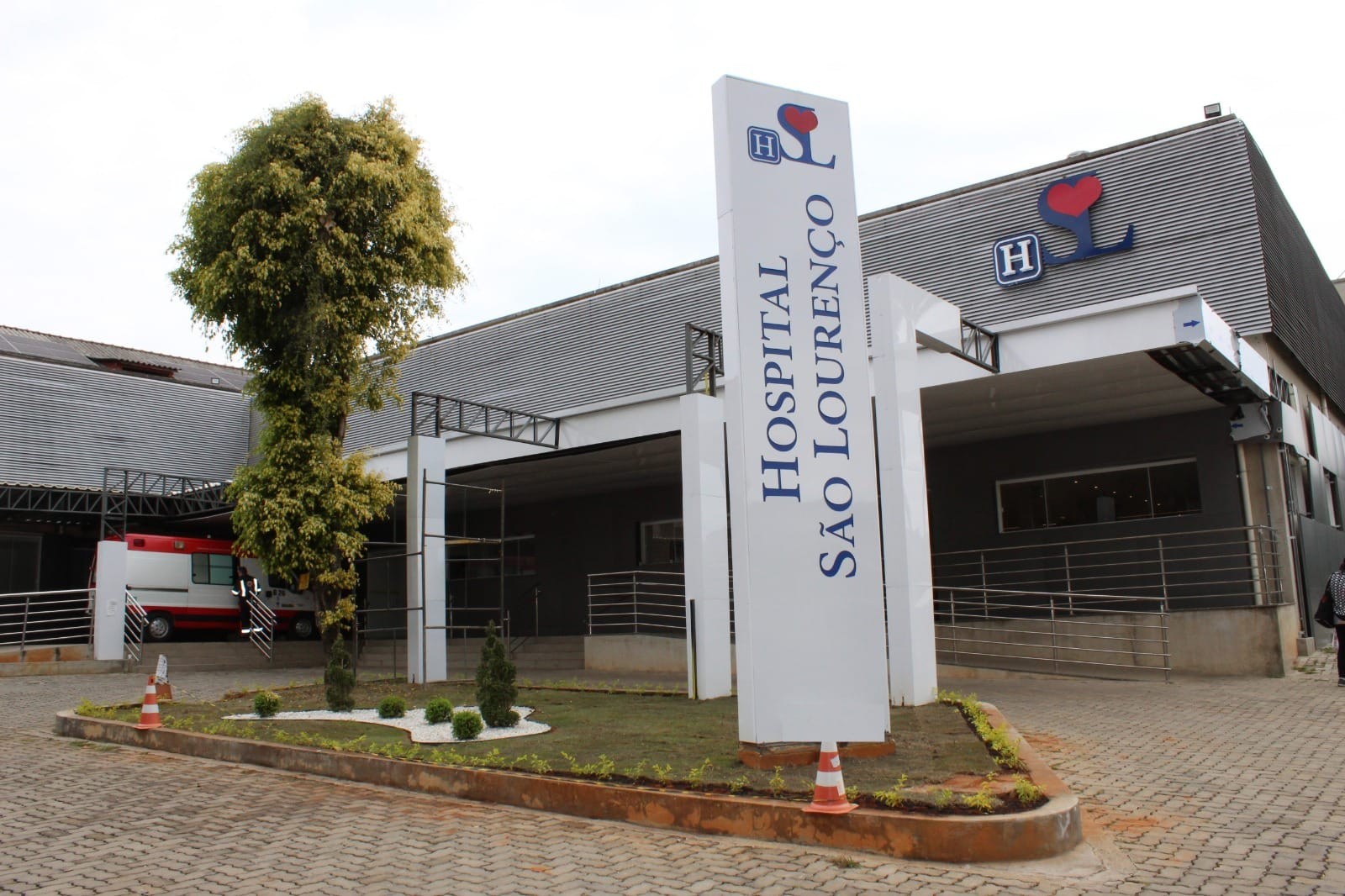 Médico é preso por suspeita de importunação sexual contra enfermeira em hospital de São Lourenço, MG
