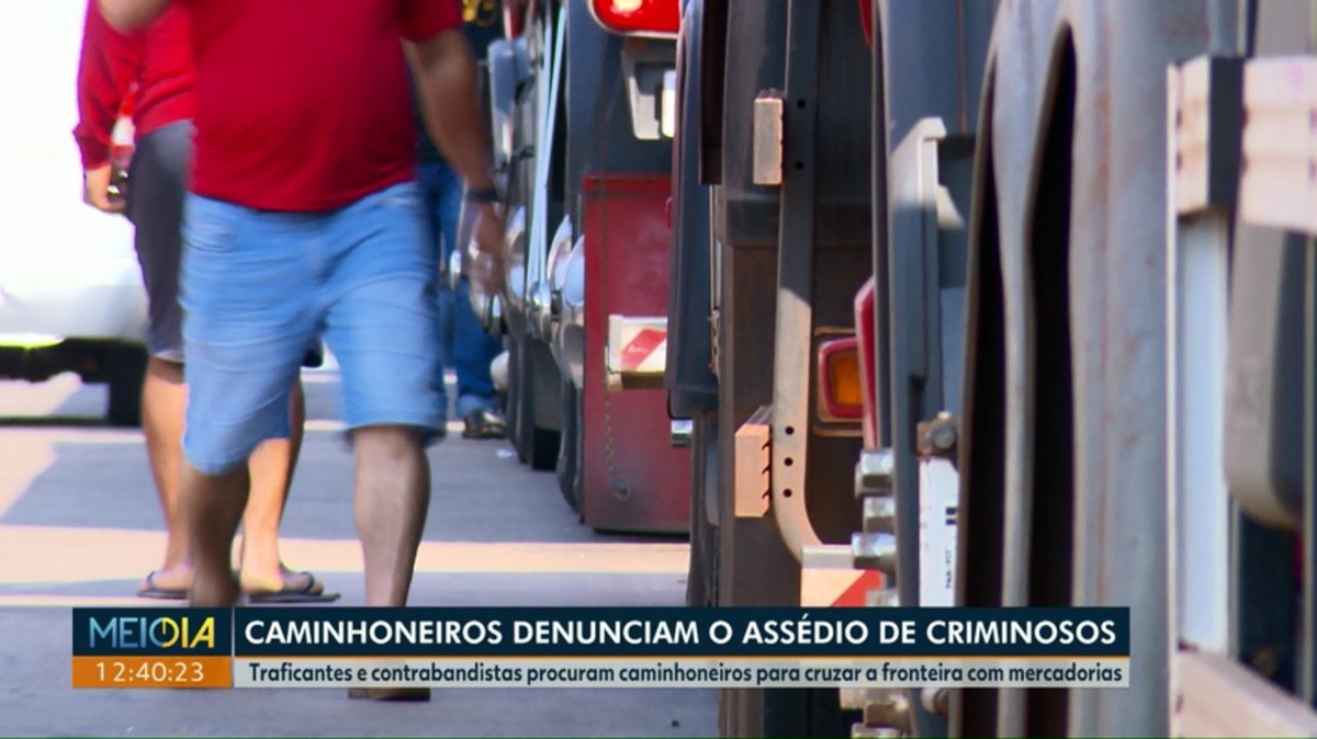Caminhoneiros relatam assédios de traficantes e contrabandistas na Ponte da Amizade Oeste e