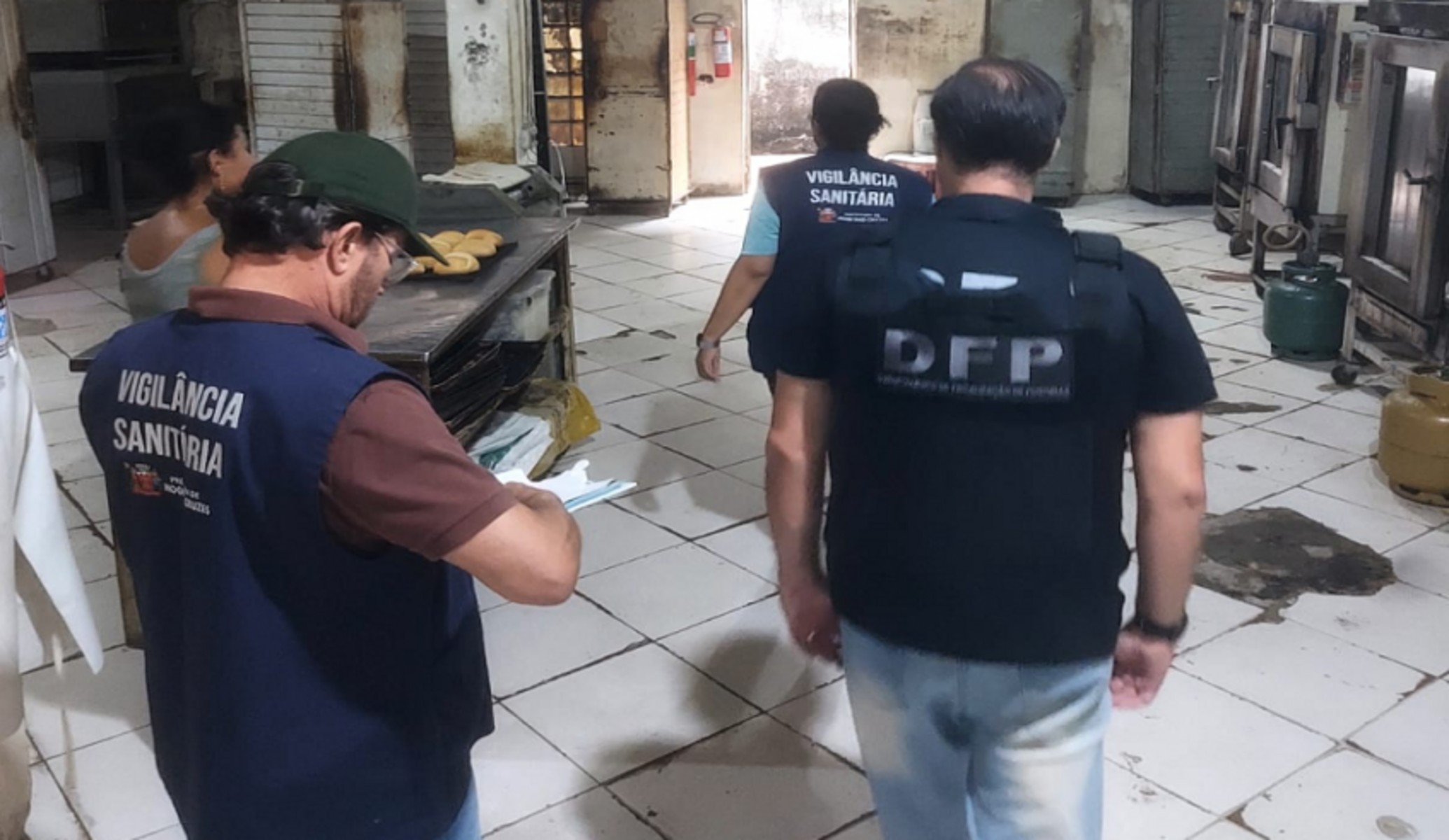 Fábrica de pão é interditada por diversas irregularidades em Mogi das Cruzes