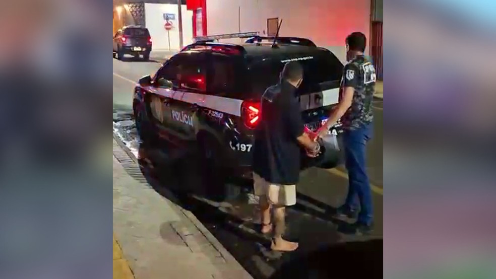 Suspeito de estuprar mulher surda e praticar roubos contra outros dois moradores em Potirendaba (SP) foi reconhecido pelas vítimas e preso nesta quarta (23) — Foto: Polícia Civil/Divulgação