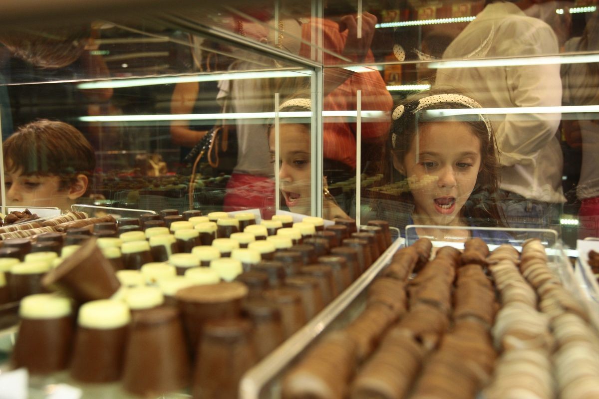 Santos está no top 3 cidades do Brasil com maior crescimento percentual no faturamento de franquias