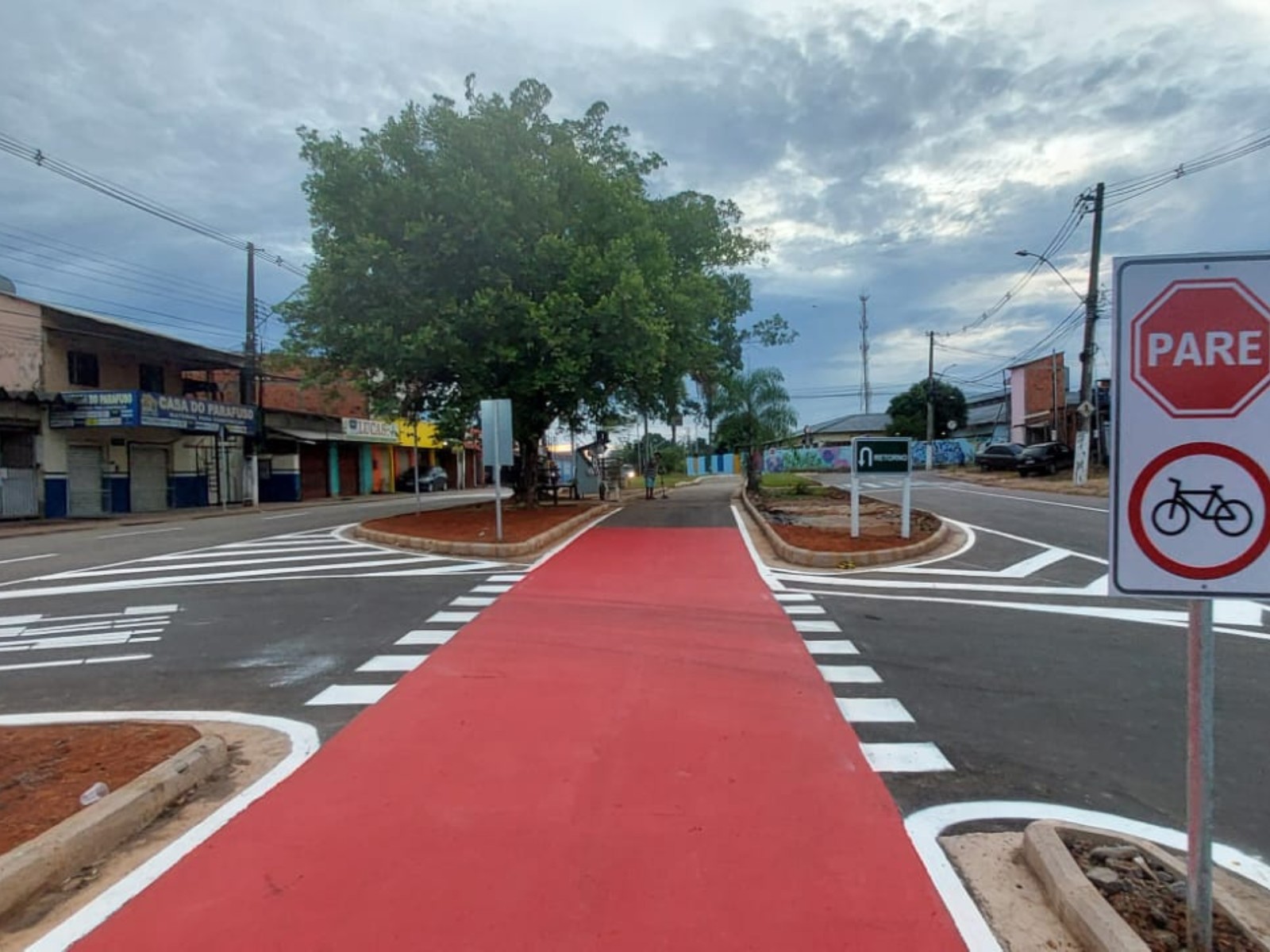 Para evitar acidentes, cruzamento de ruas é fechado em Rio Branco; veja mudanças 