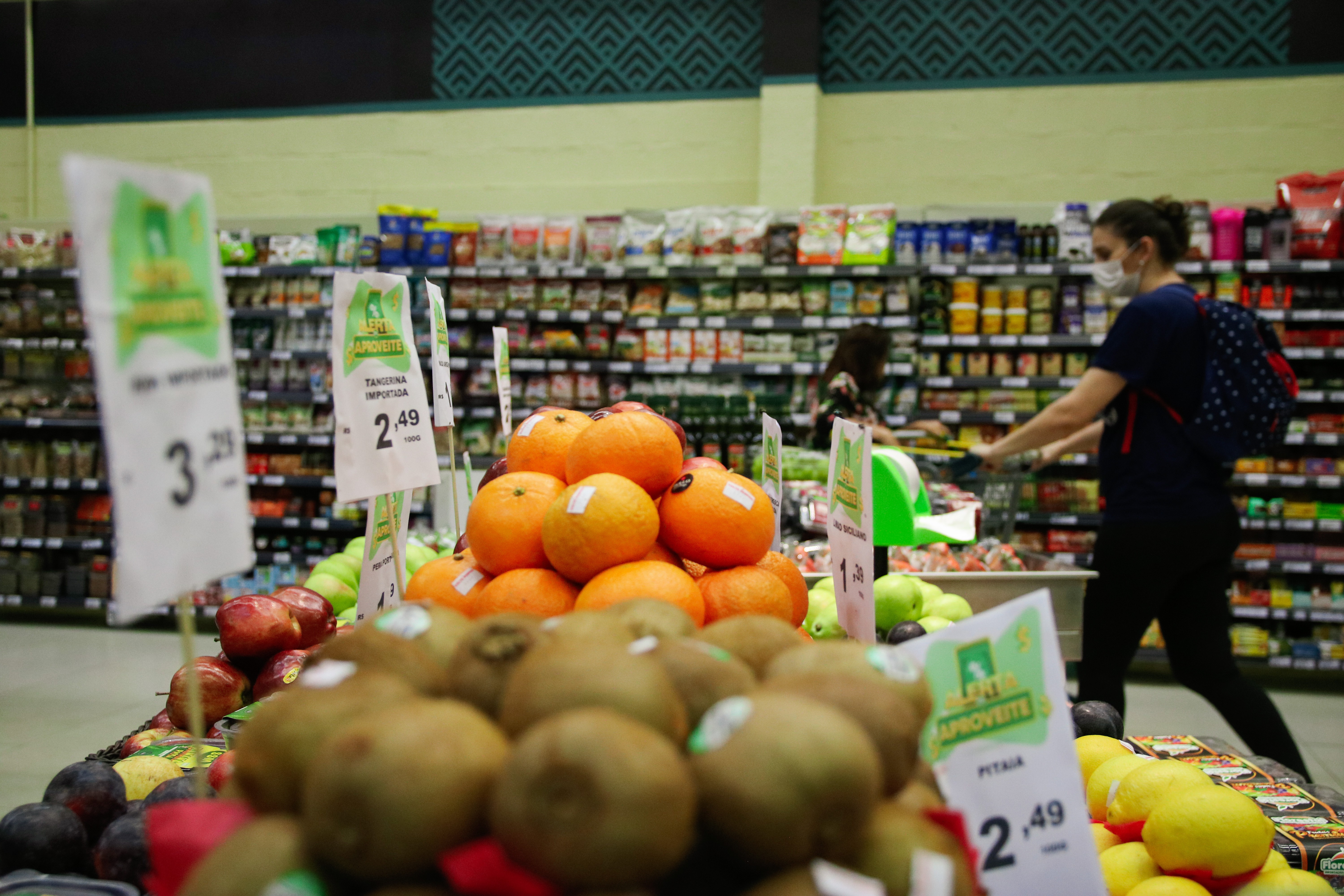 Barra do Ceará, Vila Velha e Carlito Pamplona têm os menores preços no supermercado em Fortaleza