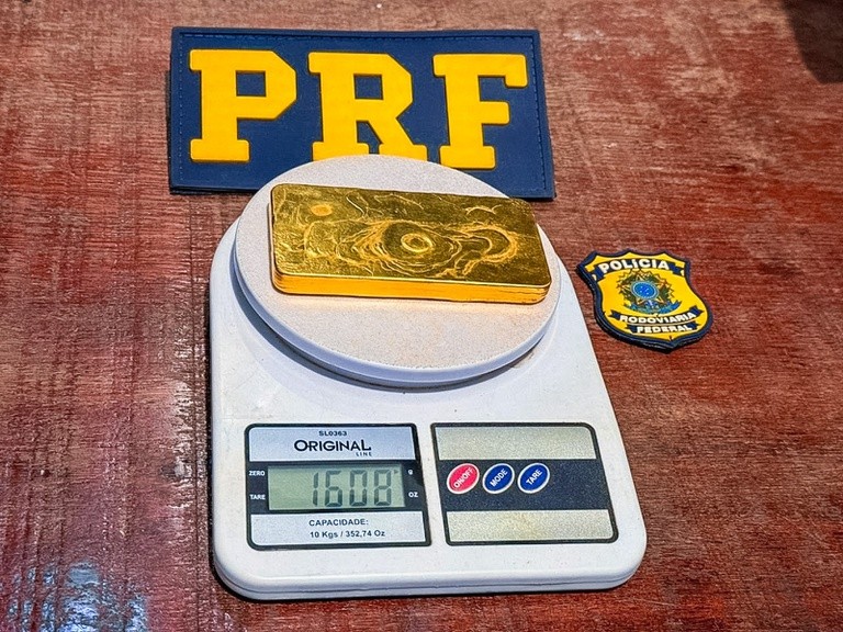 Suspeitos são presos com 1,6 kg de ouro ilegal na BR-230 no Amazonas