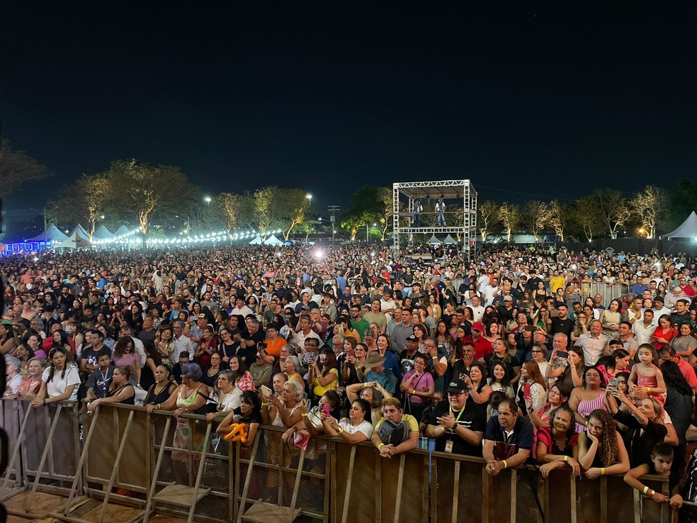 Público lotou o Parque Laucídio Coelho. — Foto: Thais Libni