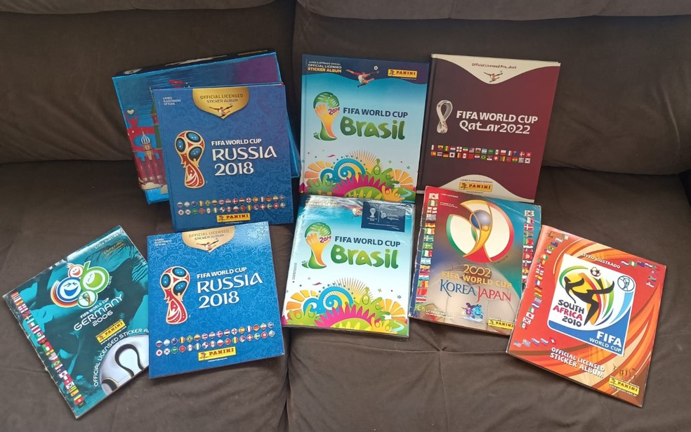 Colecionador de Rio Preto (SP) tem todas as edições do álbum da Copa desde 2002 — Foto: Arquivo pessoal