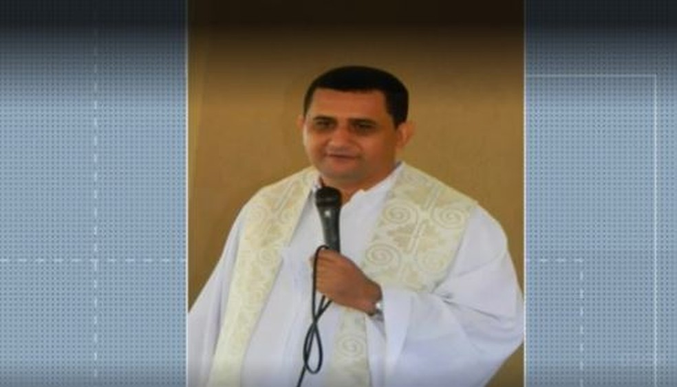 Padre Fábio Amaro trabalhou em várias paróquias do Acre — Foto: Reprodução