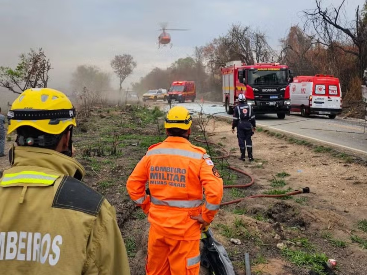 Acidente deixa mortos e feridos na MG-060
