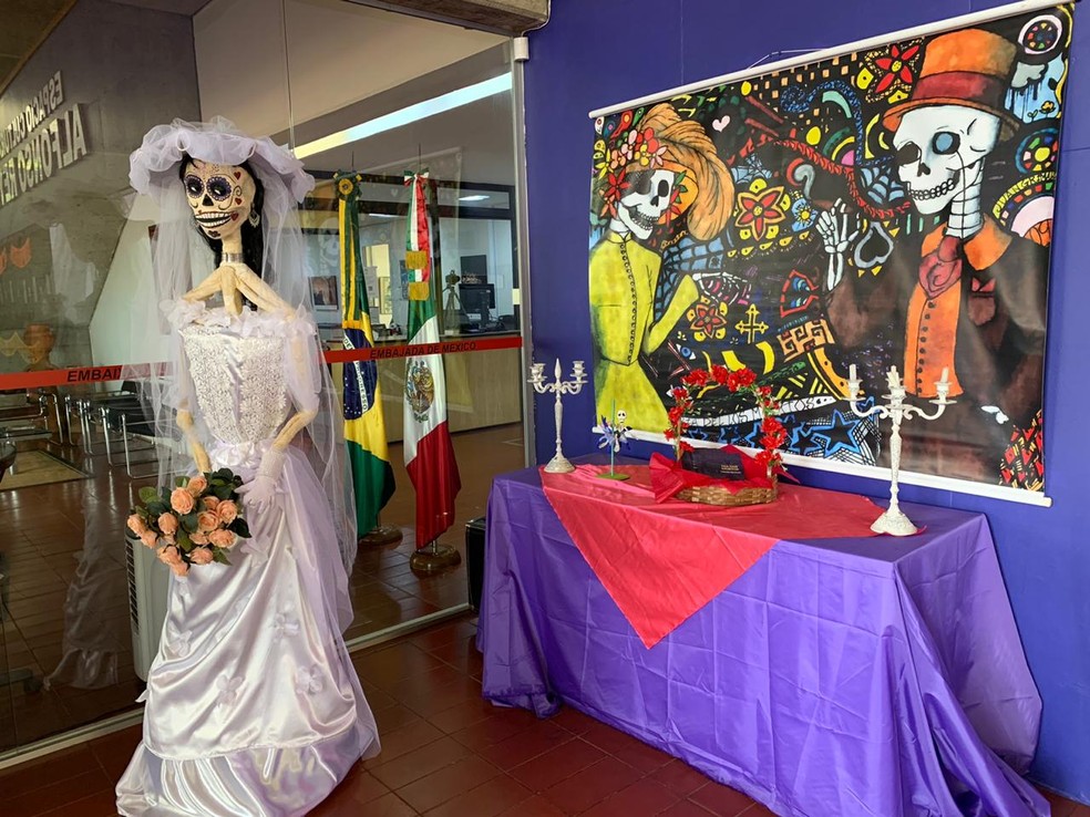 Comemoração pelo Día de Muertos na Embaixada do México em 2019 — Foto: Brenda Ortiz/ G1