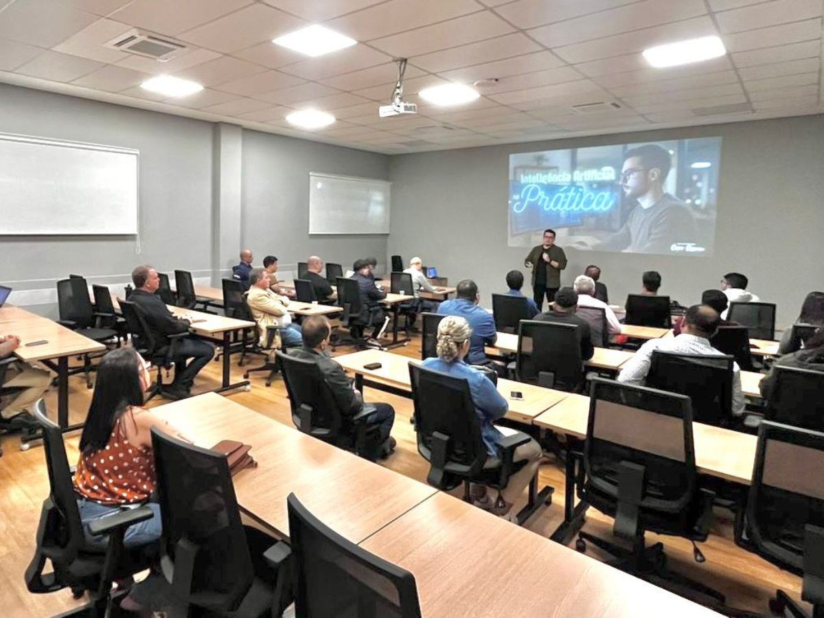 Sebrae oferece curso gratuito de vendas para Black Friday aos comerciantes; veja como participar