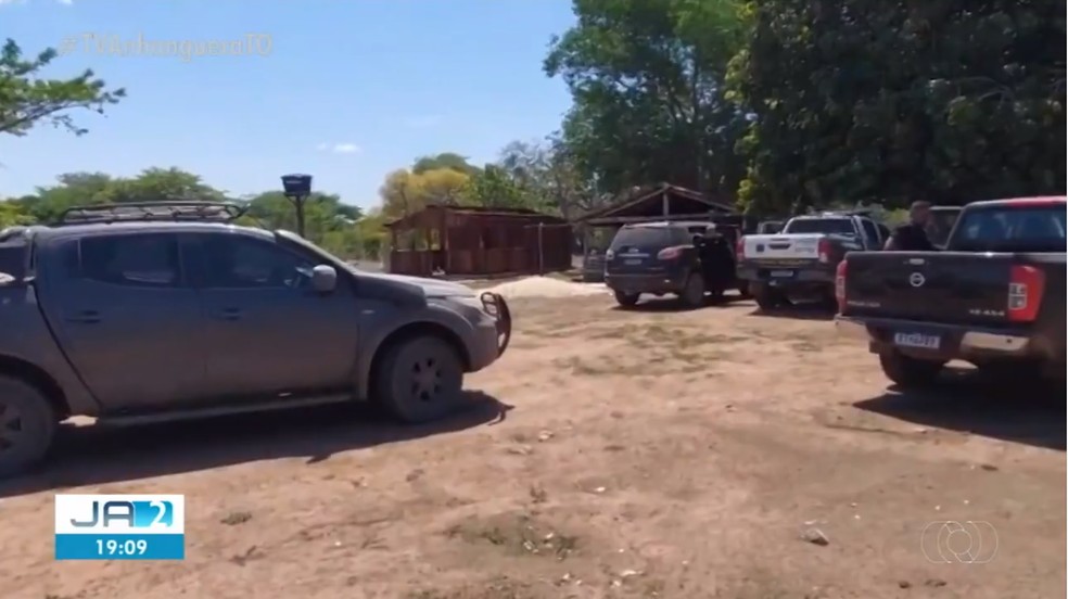 Fiscalização encontrou fazendas construídas ilegalmente — Foto: Reprodução/TV Anhanguera