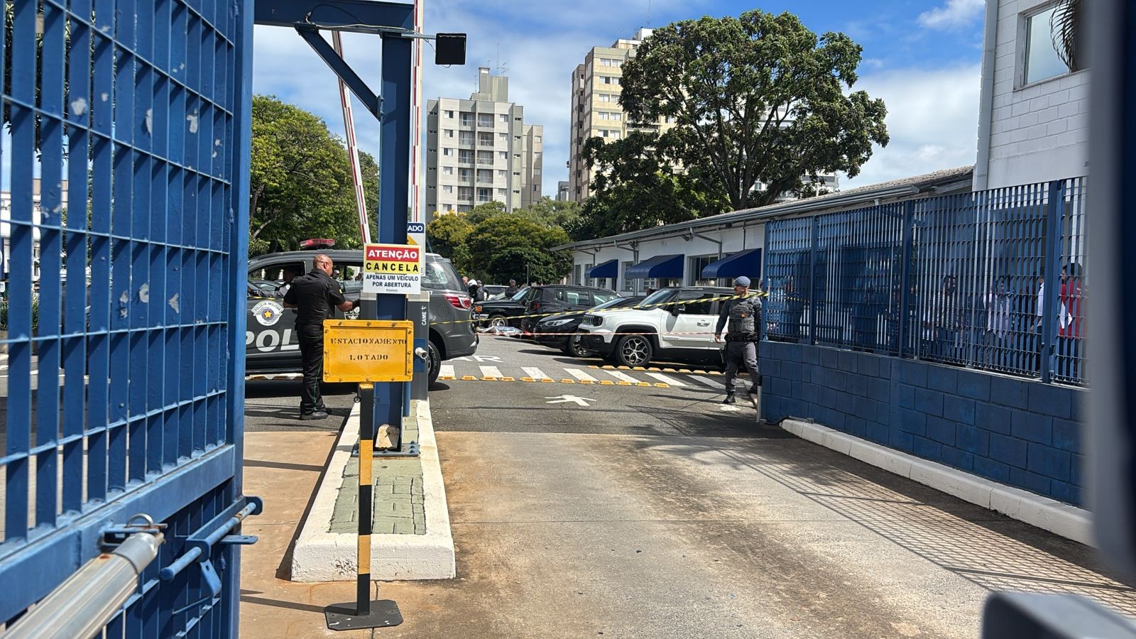 Motociclista em fuga invade Sanasa e é morto pela PM em Campinas