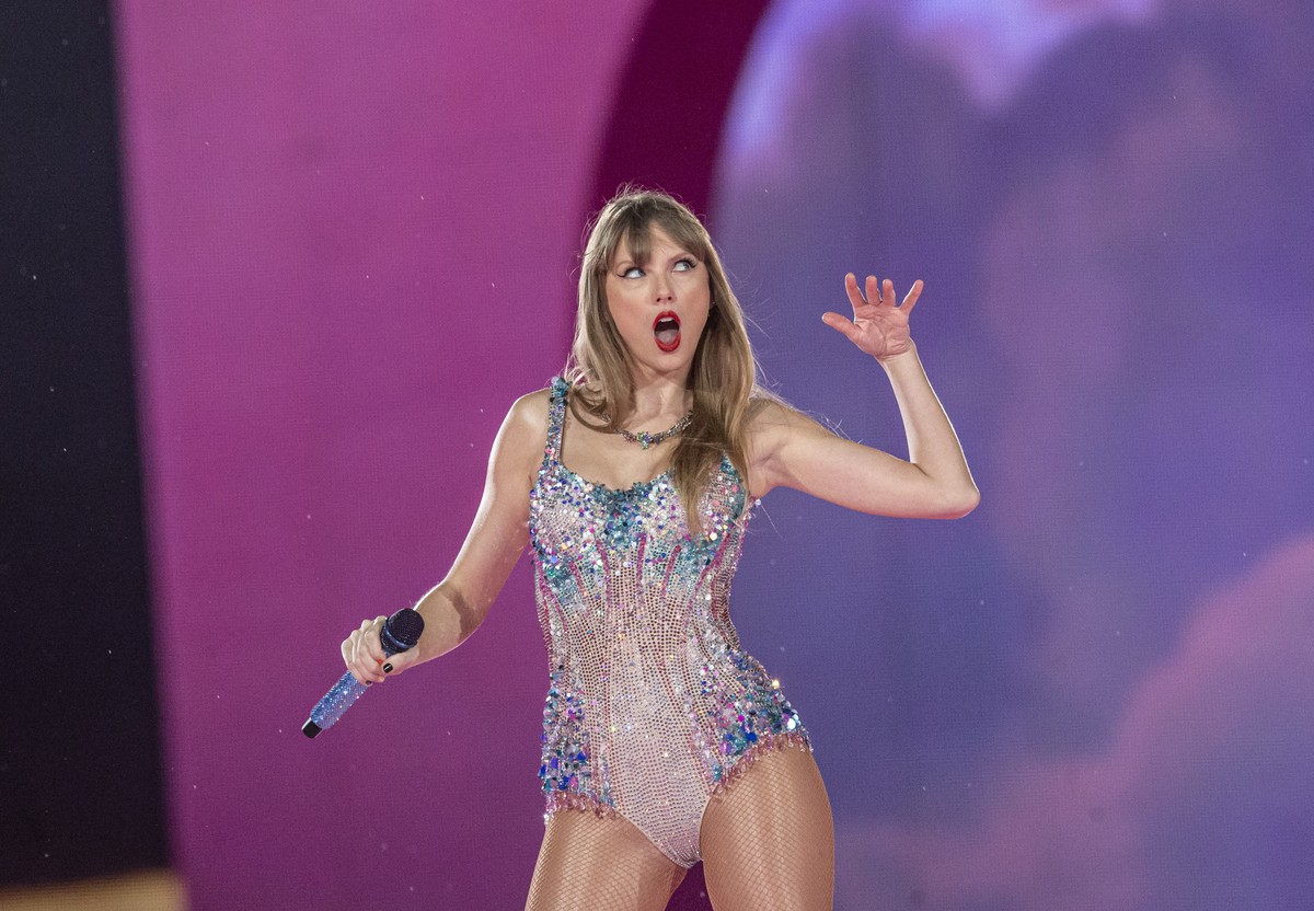 Taylor Swift breaks record for highest-grossing concert tour in history |  music