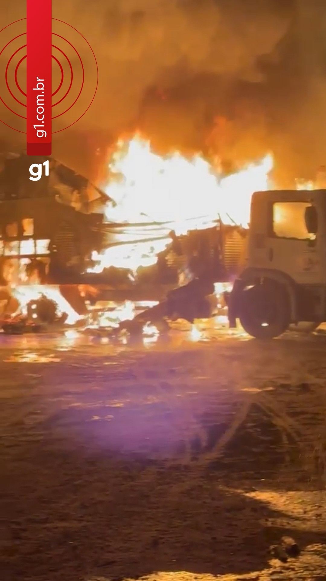 VÍDEO: Incêndio atinge empresa no bairro Tarumã, em Manaus