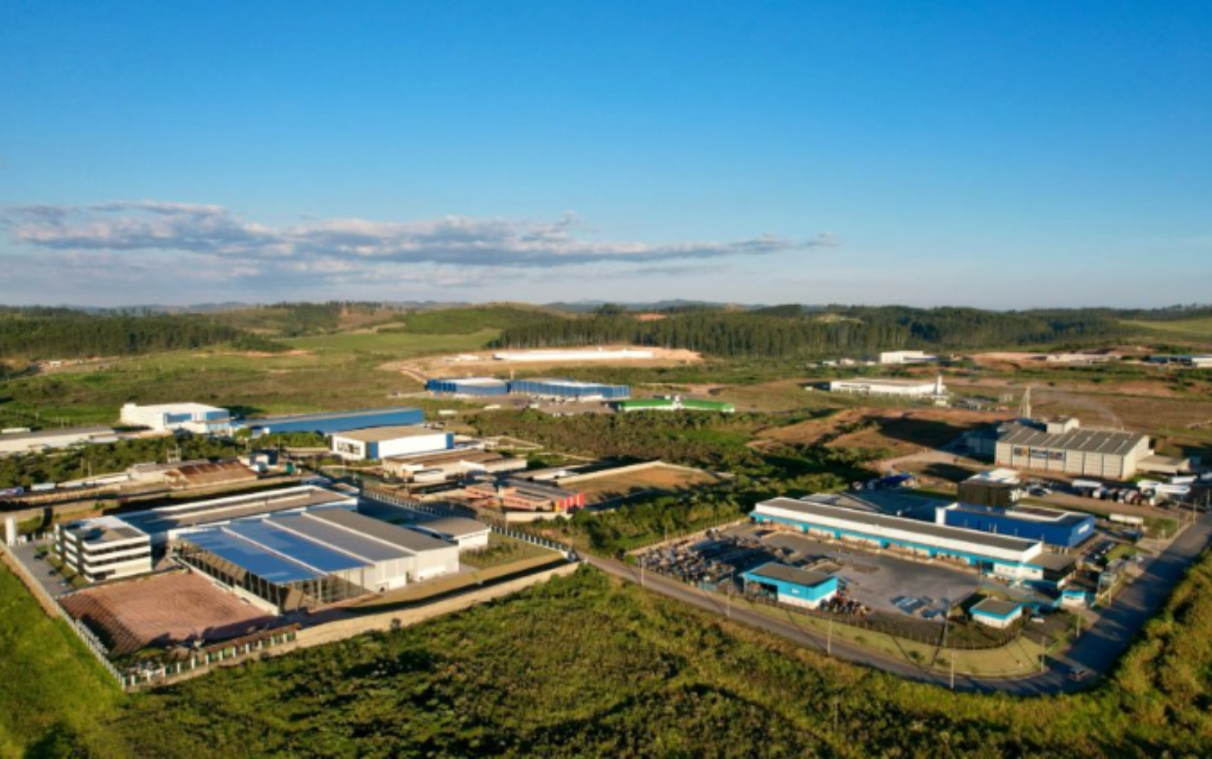 Poços de Caldas anuncia instalação de nova indústria com investimento de R$ 25 milhões e geração de 190 empregos