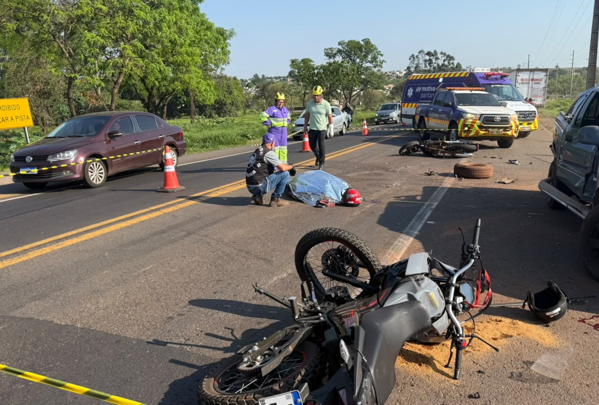 Motociclista morre após acidente envolvendo duas motos e caminhonete na BR-163 em Campo Grande