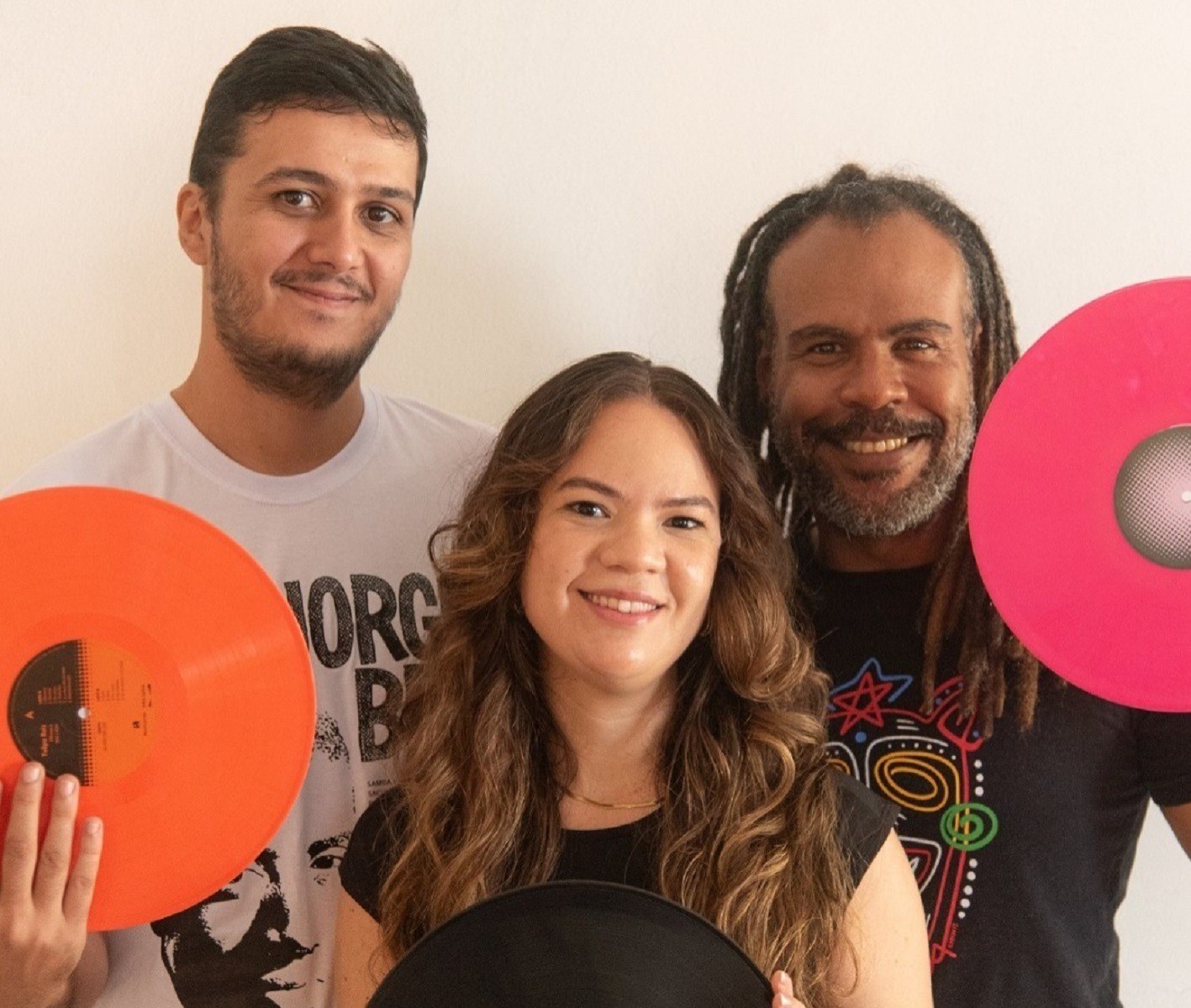 Evento reúne amantes do toca-discos, 
DJs, colecionadores e artistas visuais 
em Maceió