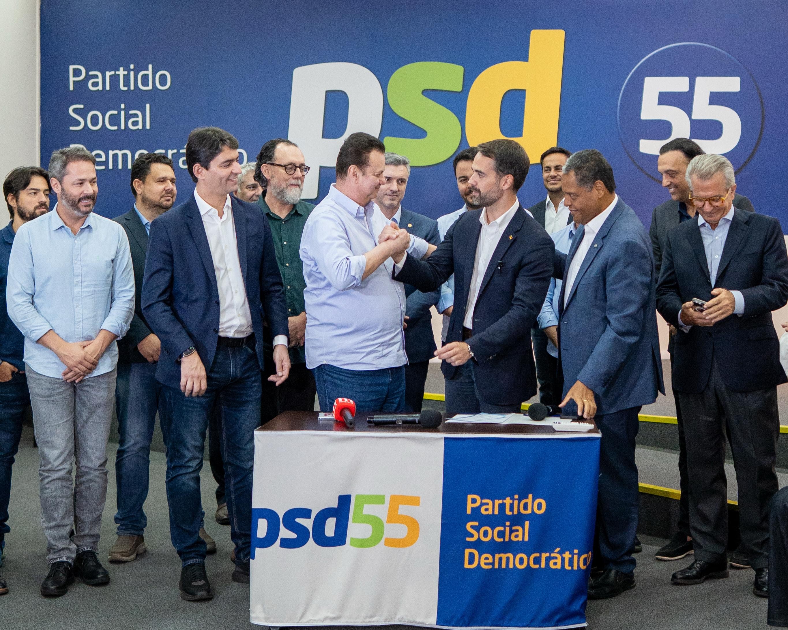 Eduardo Leite se filia ao PSD após deixar o PSDB