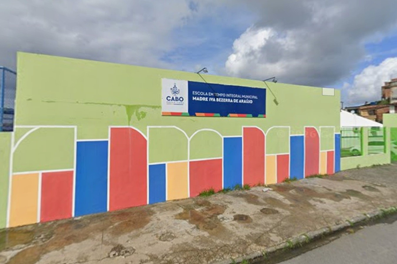 Adolescentes denunciam abusos sexuais dentro da escola municipal onde estudam