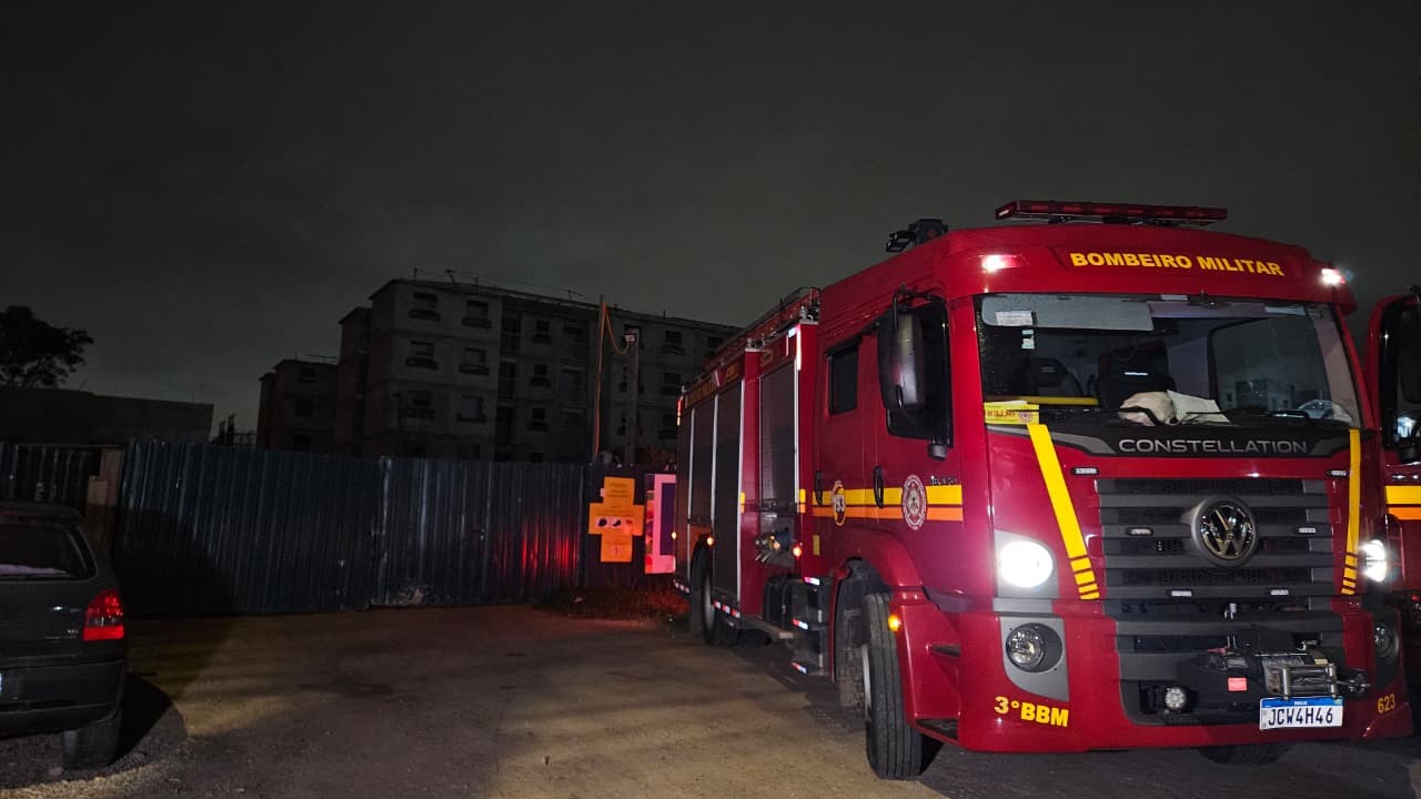 Três pessoas morrem após acidente com guindaste em obra de condomínio em Pelotas