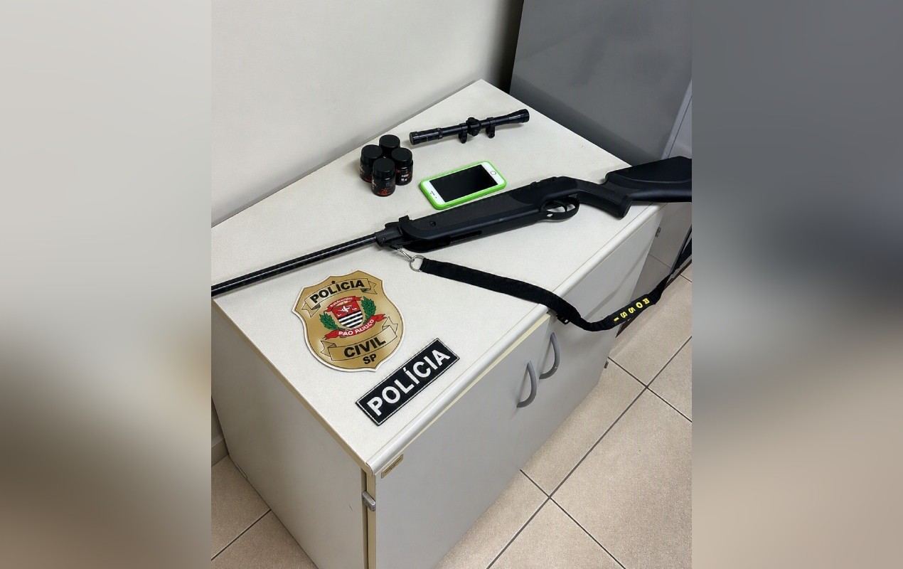 Polícia apreende espingarda de pressão em investigação sobre maus-tratos a animais em Arandu
