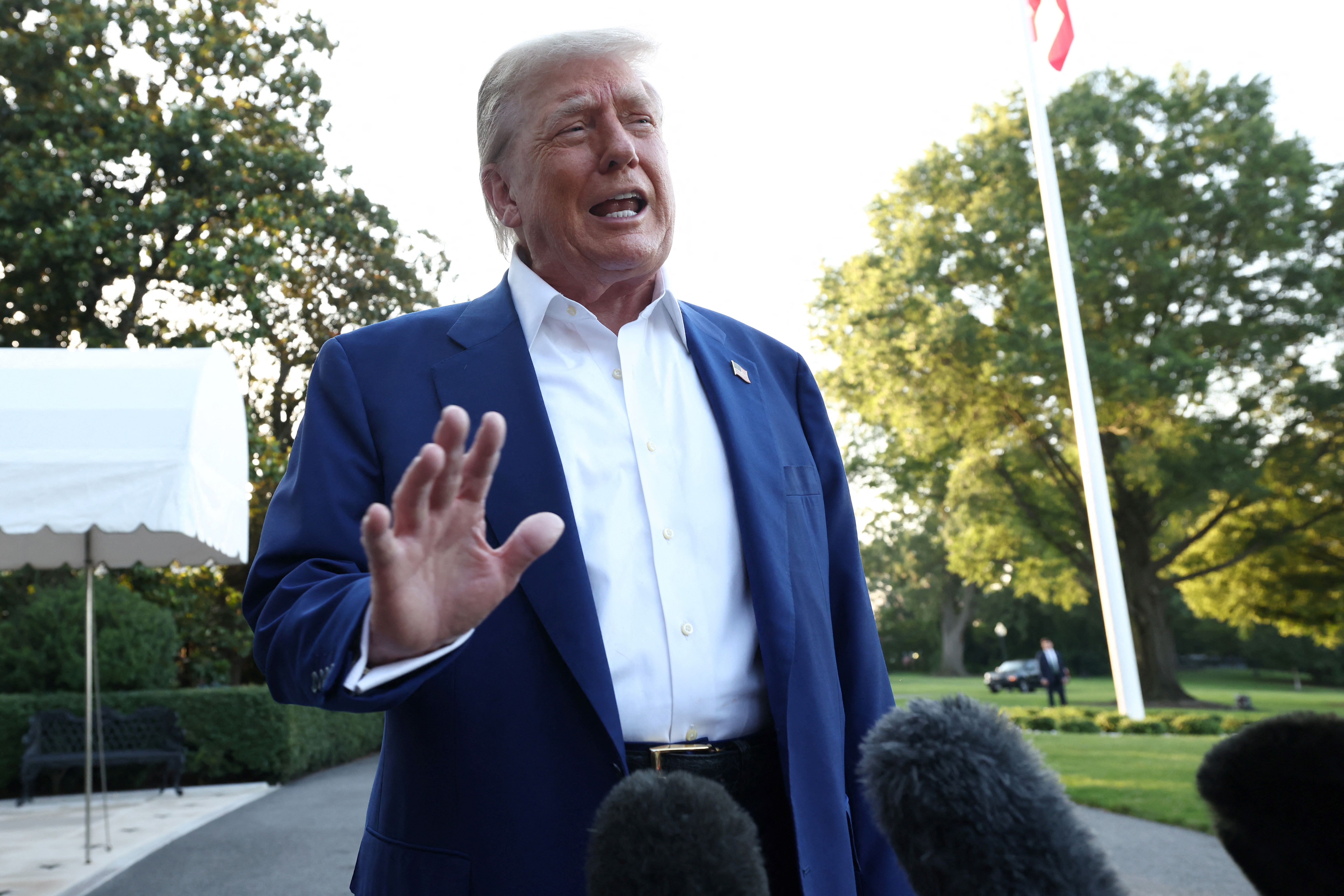 Trump ameaça novo ataque ao Irã por enriquecimento de urânio