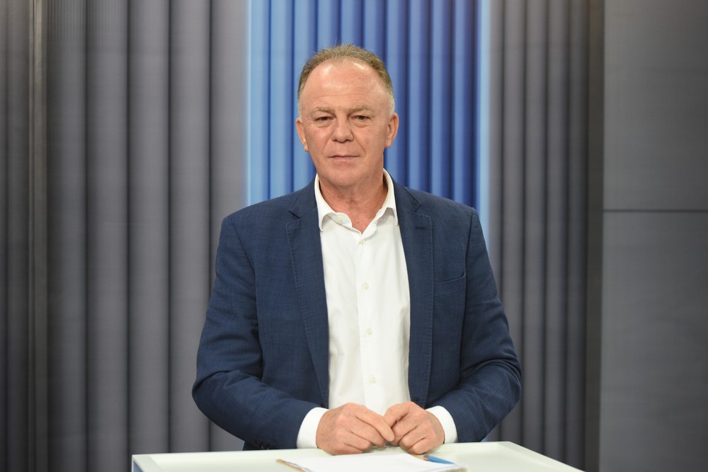 Renato Casagrande lidera intenções de voto para o Senado no Espírito Santo segundo a Quaest