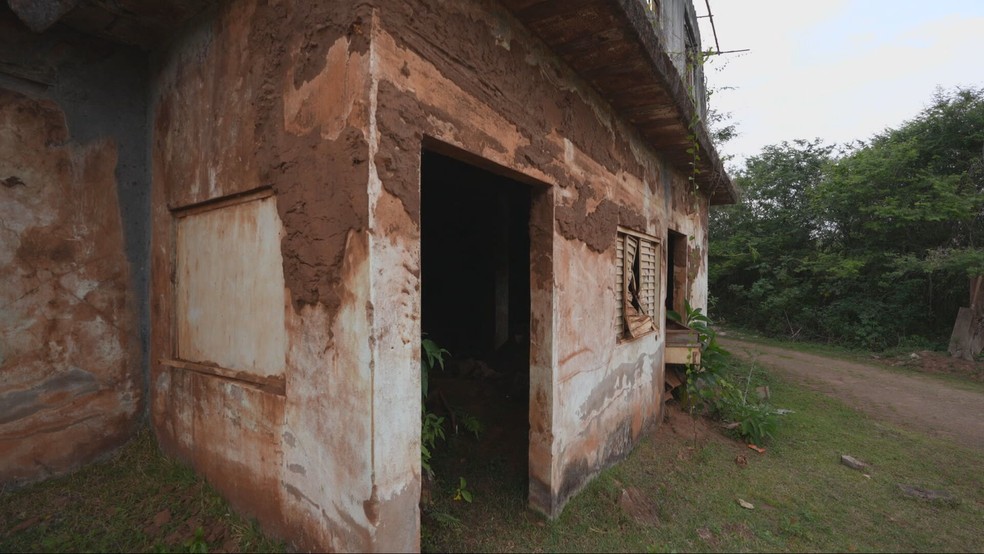Bento Rodrigues, em Mariana, dez anos após rompimento da barragem da Samarco — Foto: Thâmer Pimentel/ TV Globo
