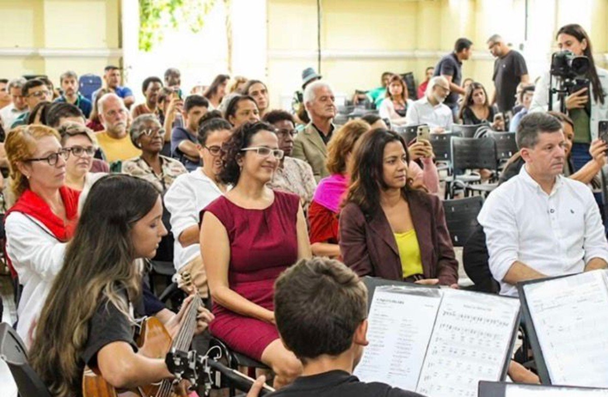MPRJ apresenta programas socioambientais em Petrópolis com foco na prevenção de desastres